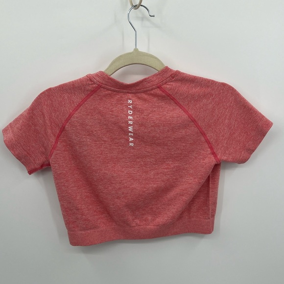 Ryderwear Essential Seamless crop tee - Picture 2 of 7